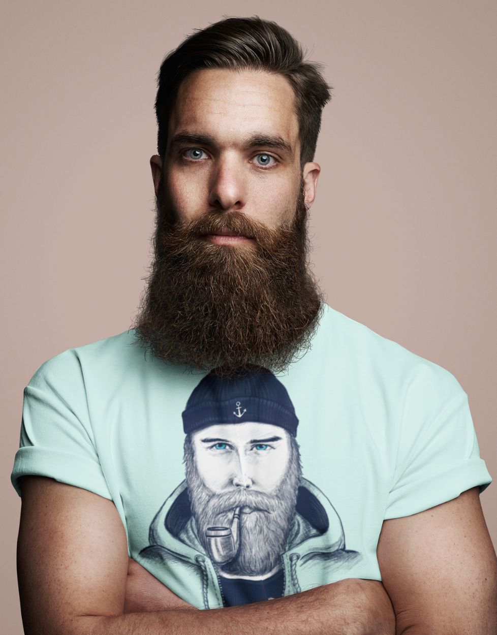 Handgezeichnetes Seemann T-Shirt – Maritimer Vintage Look mit Bart & Pfeife